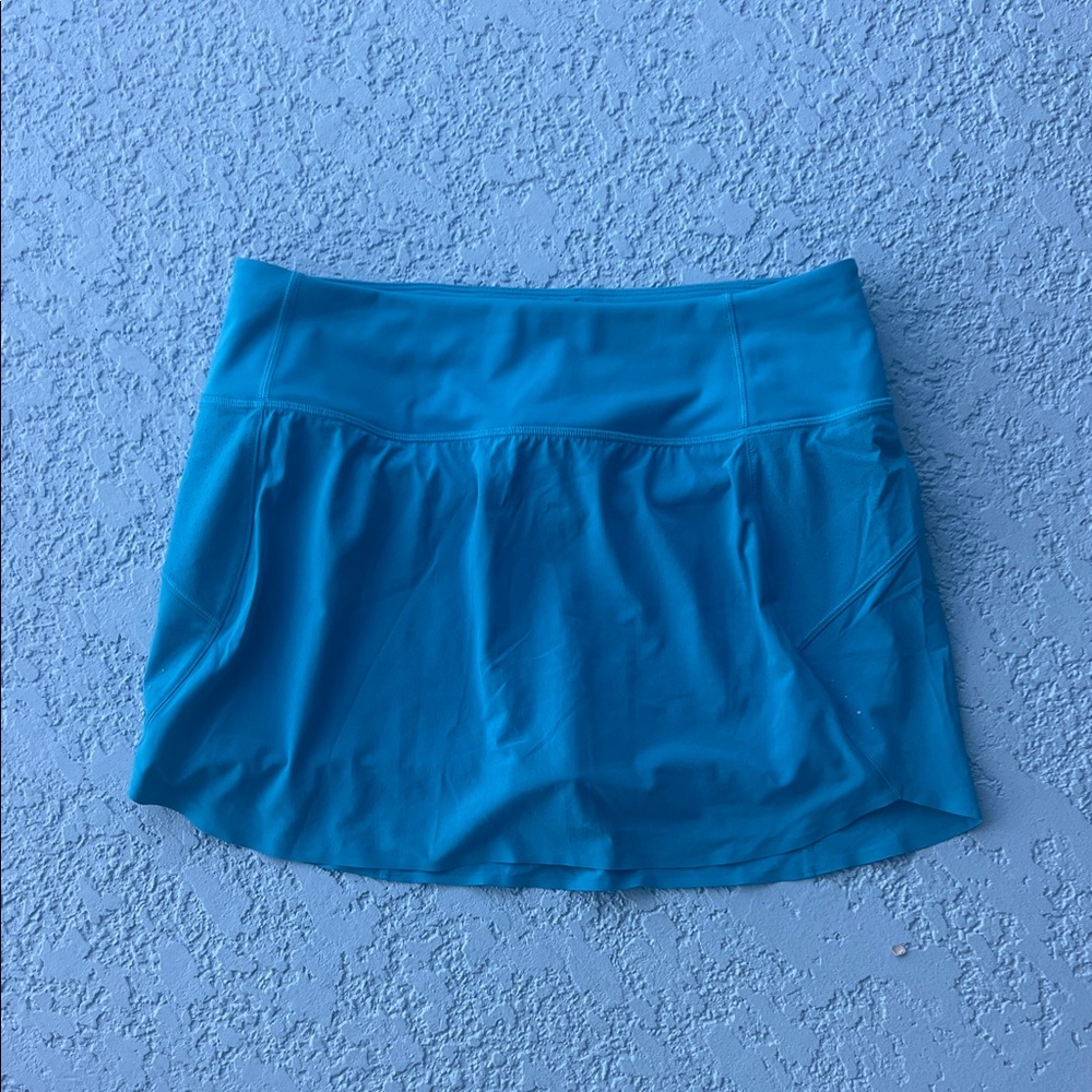 Athleta Run With zit Skort 14”